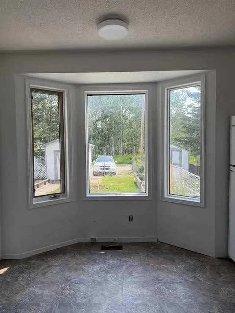 501 A Centre Street N Sundre AB T0M 1X0