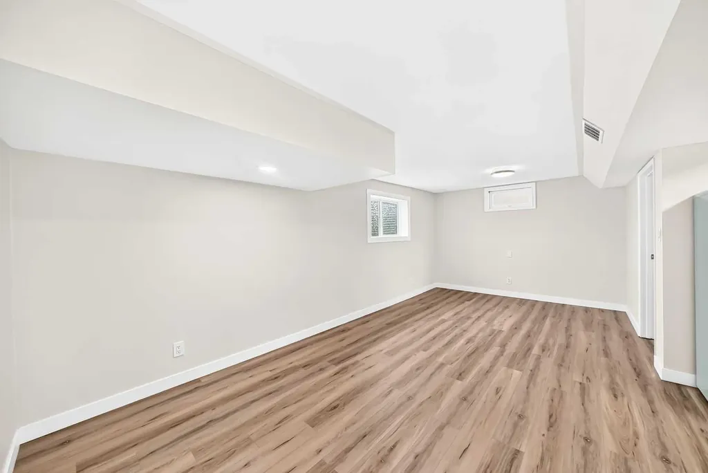 42 Rundlelawn Close NE Calgary AB T1Y 3J3