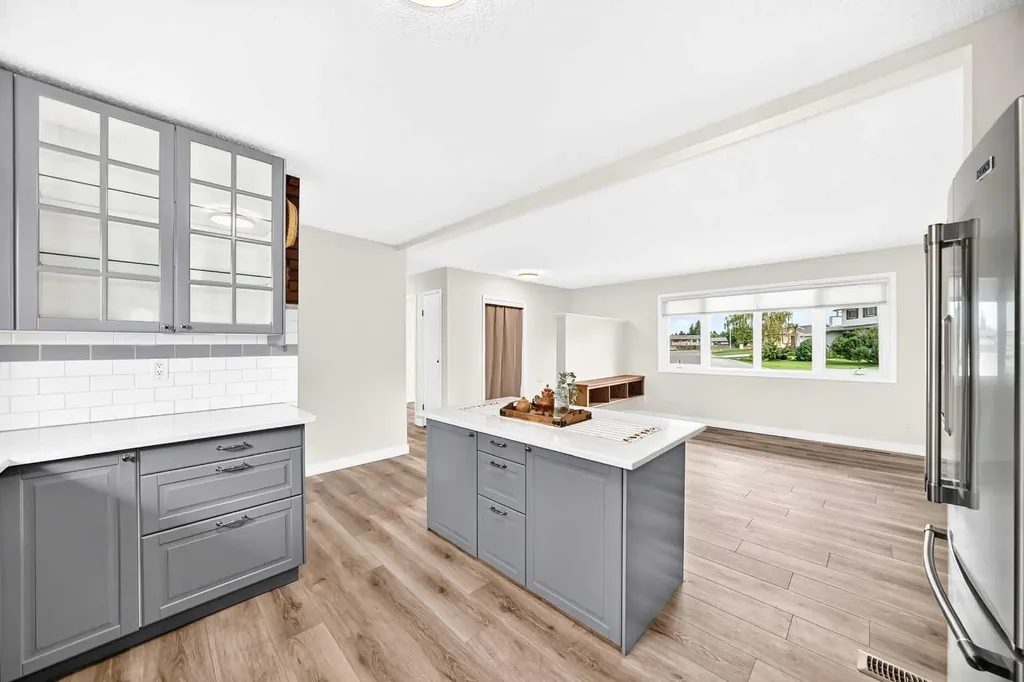 42 Rundlelawn Close NE Calgary AB T1Y 3J3