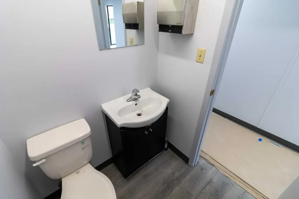1530 27 Avenue NE Calgary AB T2E 7S6