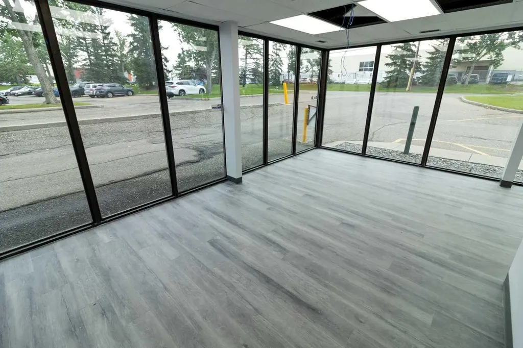 1530 27 Avenue NE Calgary AB T2E 7S6