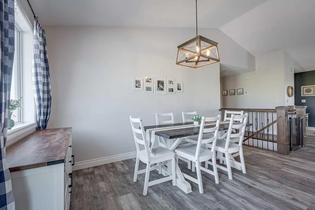 4646 58 Avenue Rimbey AB T0C 2J0