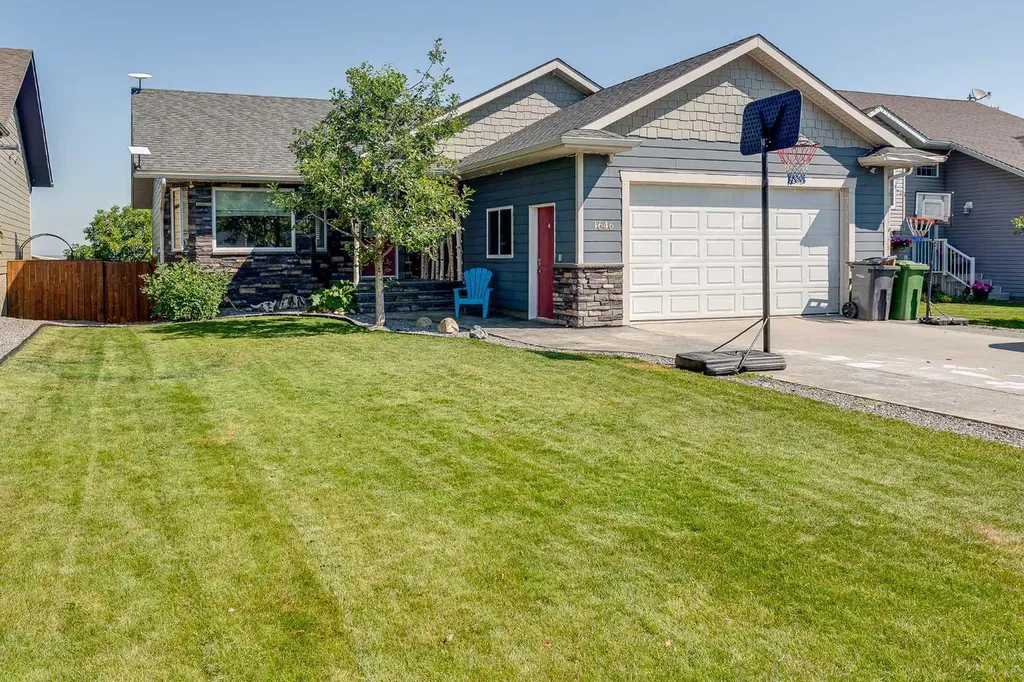 4646 58 Avenue Rimbey AB T0C 2J0