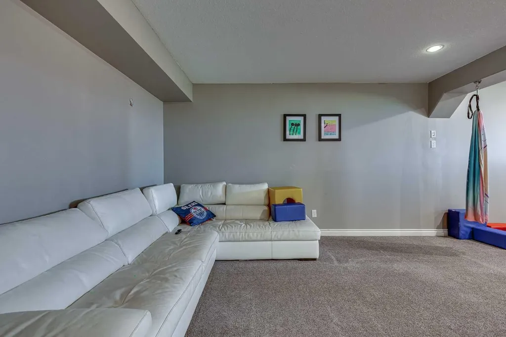 4646 58 Avenue Rimbey AB T0C 2J0