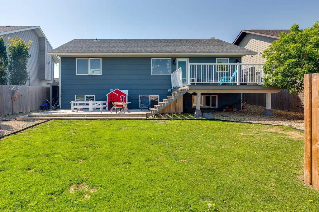4646 58 Avenue Rimbey AB T0C 2J0