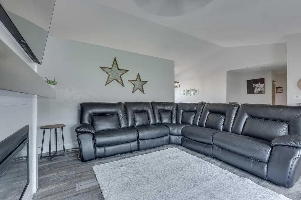 4646 58 Avenue Rimbey AB T0C 2J0