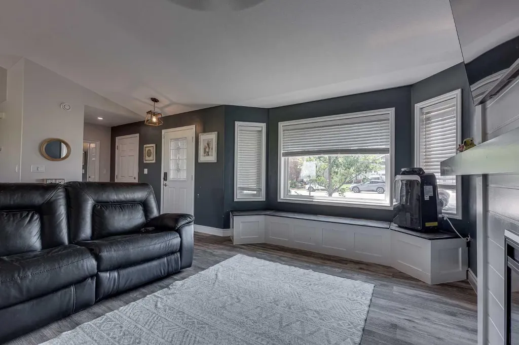 4646 58 Avenue Rimbey AB T0C 2J0