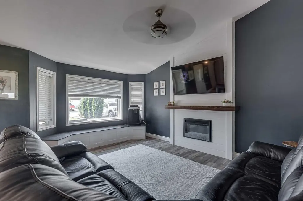 4646 58 Avenue Rimbey AB T0C 2J0