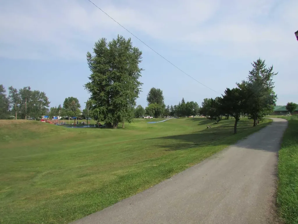 10 Springwood Drive NE Slave Lake AB T0G 2A2