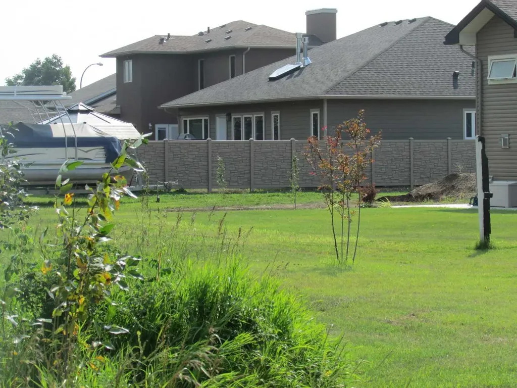 10 Springwood Drive NE Slave Lake AB T0G 2A2