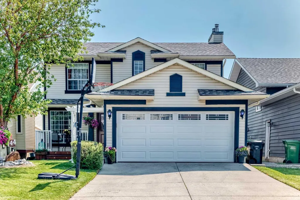 144 Riverstone Crescent SE Calgary AB T2C 4A3