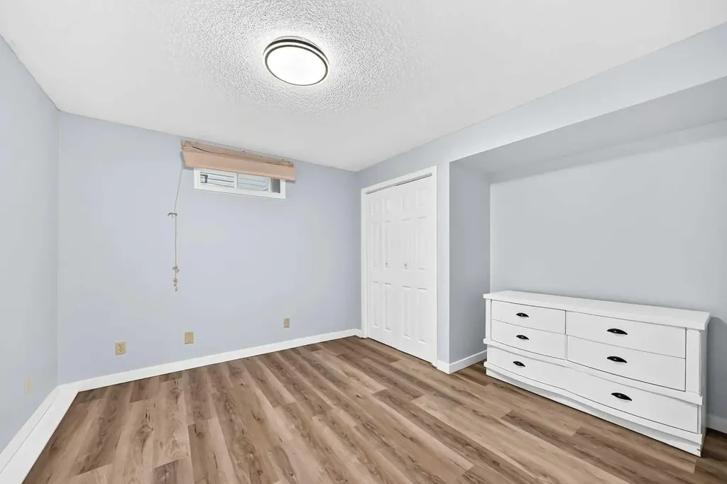 144 Riverstone Crescent SE Calgary AB T2C 4A3