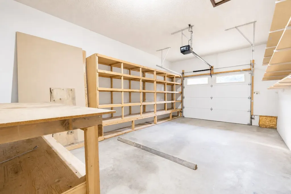 44 Cunliffe Crescent SE Medicine Hat AB T1B 1K6