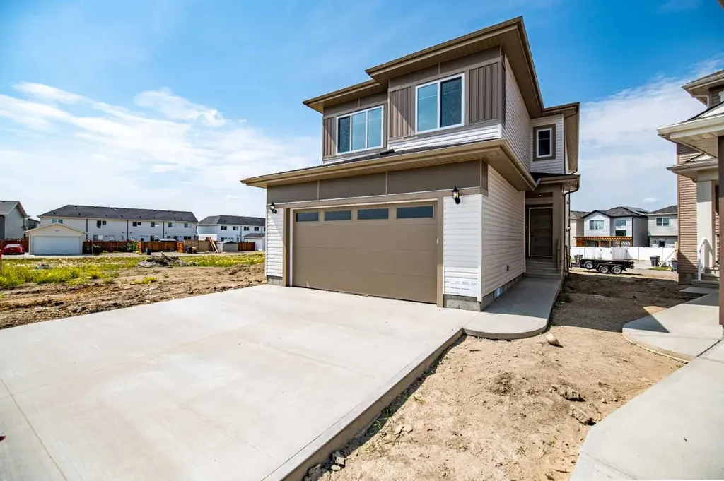 87 Linden Place Rural Red Deer County AB T4E 3C4