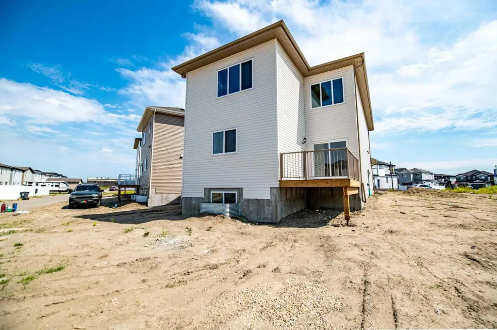 87 Linden Place Rural Red Deer County AB T4E 3C4