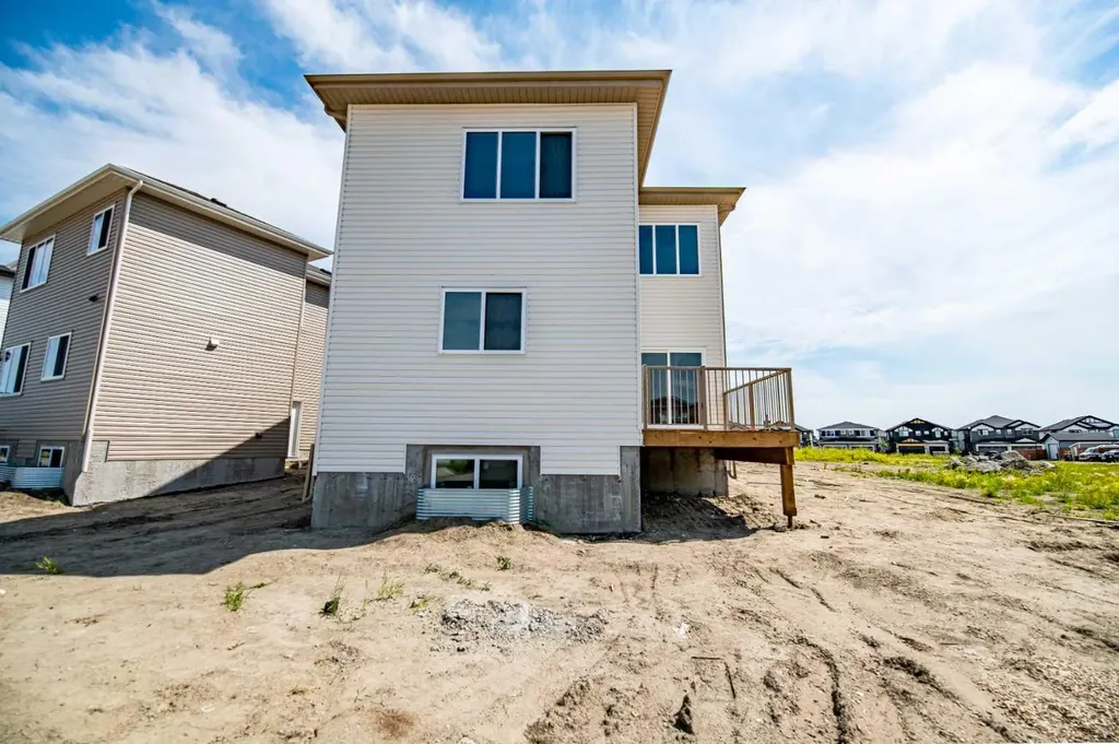 87 Linden Place Rural Red Deer County AB T4E 3C4