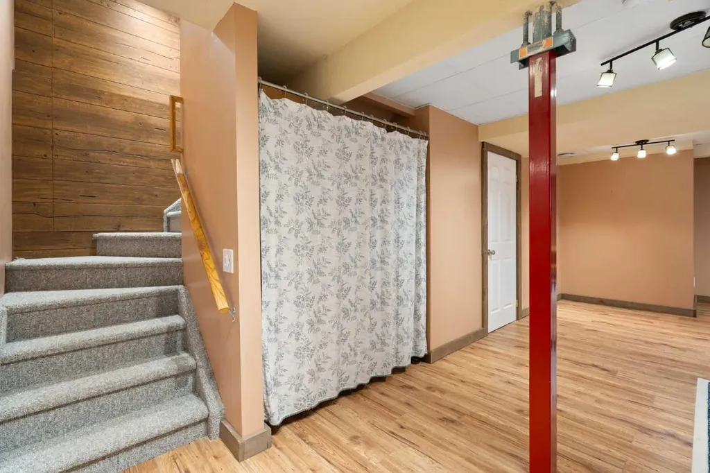 18 Moe Avenue NW Langdon AB T0J 1X2