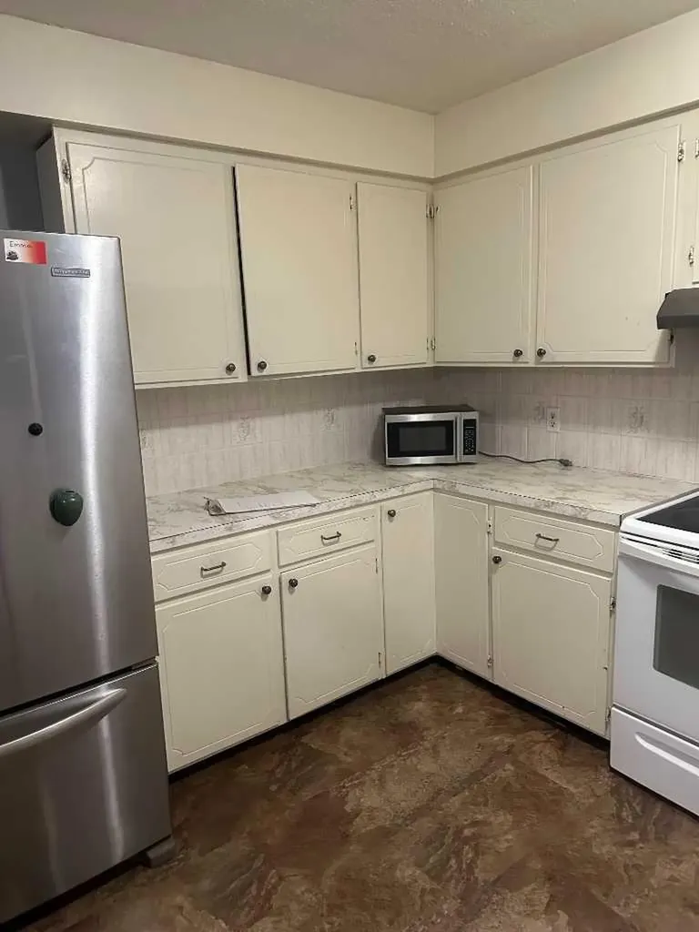 4805 55 Avenue Valleyview AB T0H 3N0