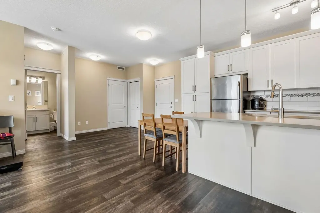 450 Sage Valley Drive NW Calgary AB T3R 0V5