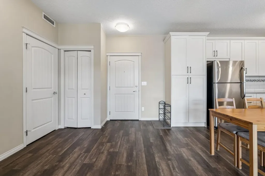 450 Sage Valley Drive NW Calgary AB T3R 0V5