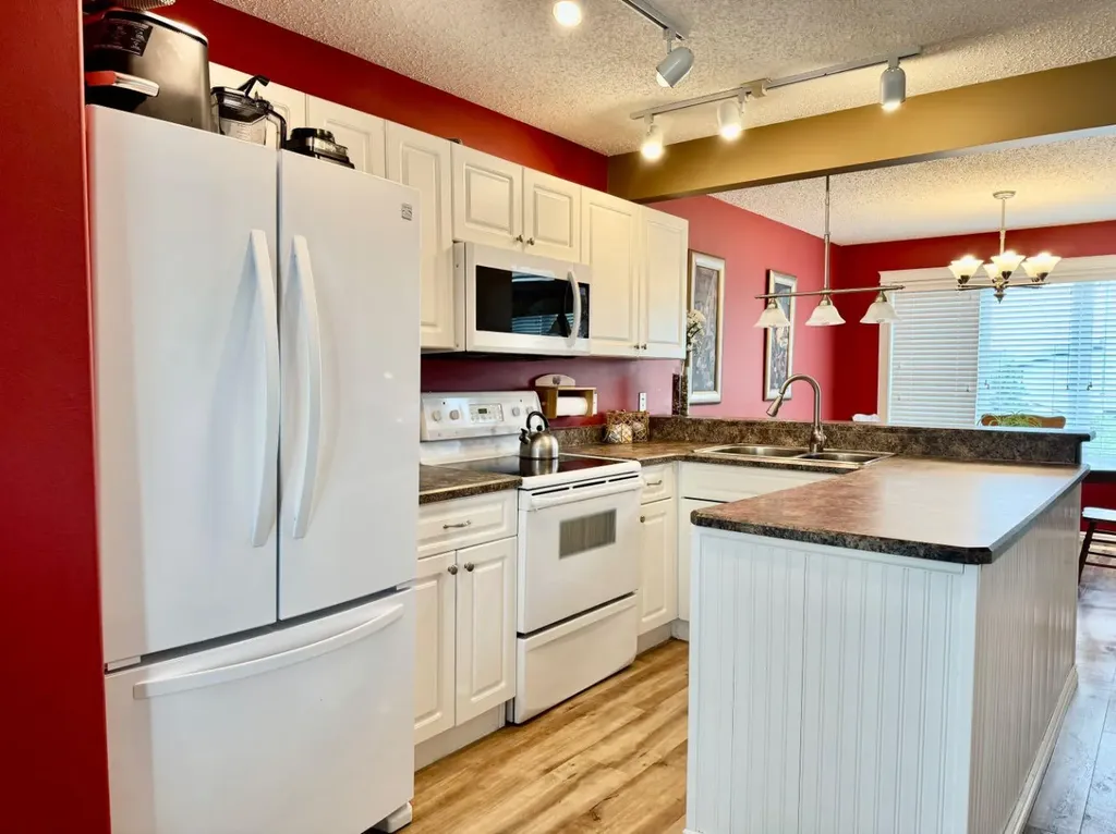 100 Albion Drive Fort Mcmurray AB T9H1H5