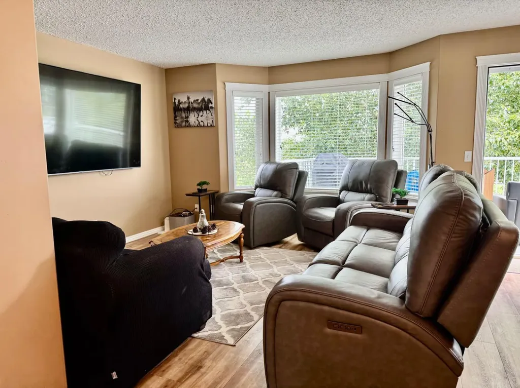 100 Albion Drive Fort Mcmurray AB T9H1H5