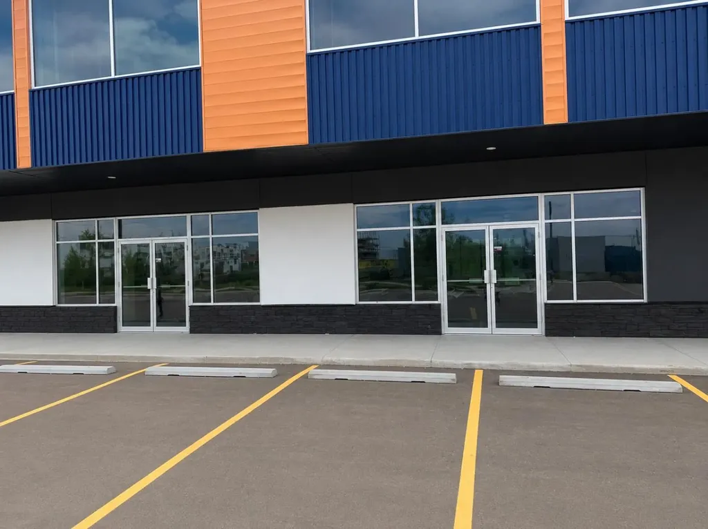 10930 42 Street NE Calgary AB T3N2H8