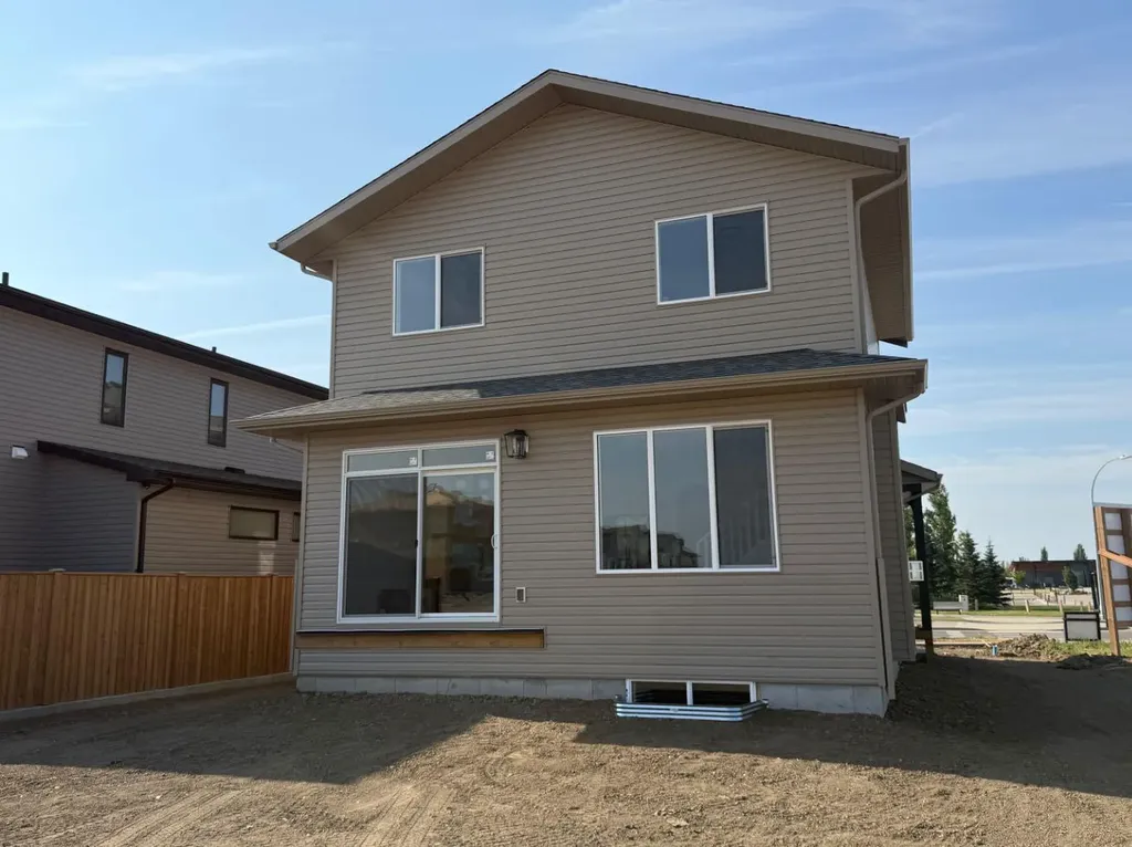 307 Blackwolf Boulevard N Lethbridge AB T1H7J5