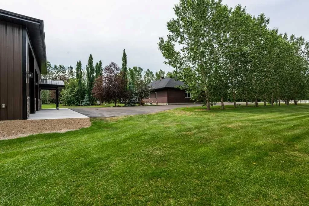 292195 Butte Hills Drive Rural Rocky View County AB T4A 0N8