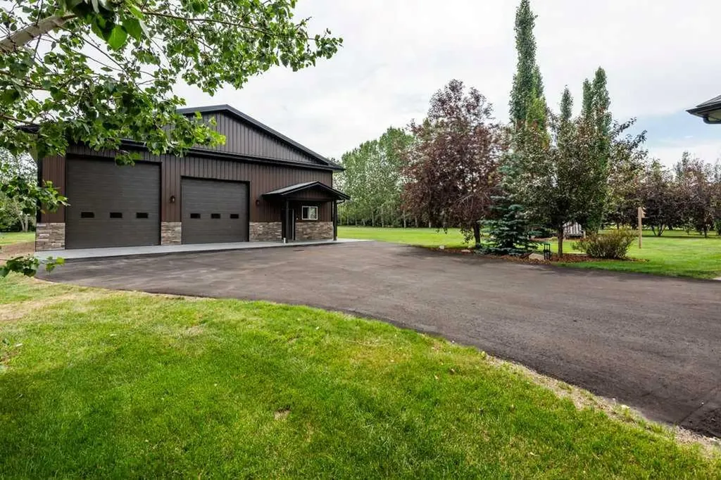 292195 Butte Hills Drive Rural Rocky View County AB T4A 0N8