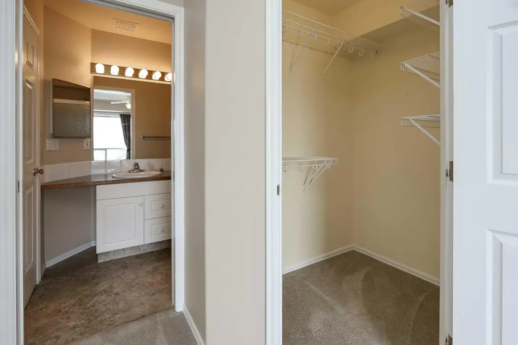 6118 53 Avenue Red Deer AB T4N 6P7