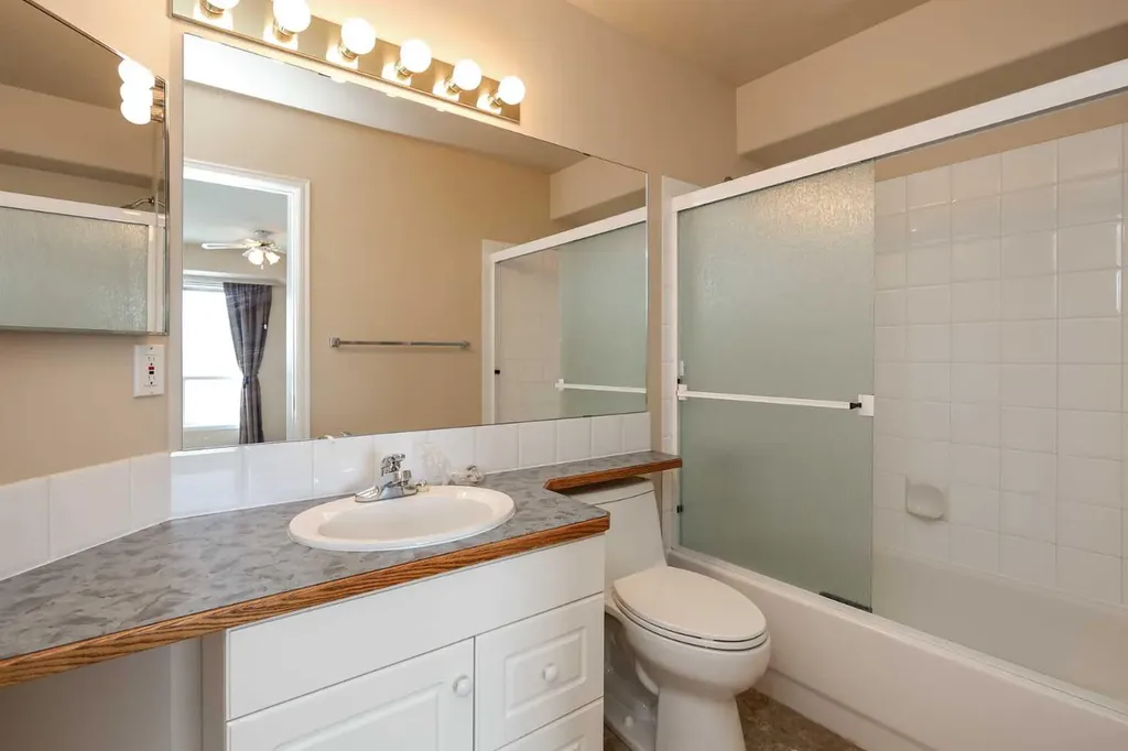 6118 53 Avenue Red Deer AB T4N 6P7