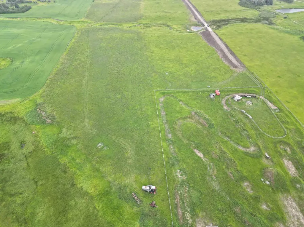 386074 128th E Rural Foothills County AB T1V1N3