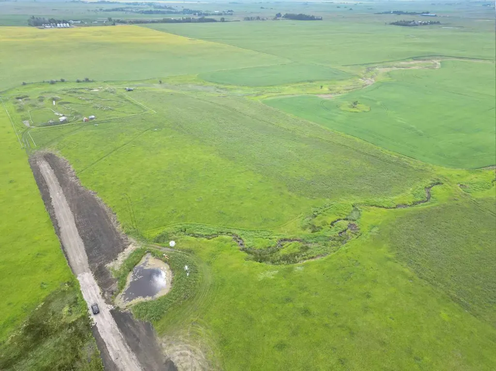 386074 128th E Rural Foothills County AB T1V1N3
