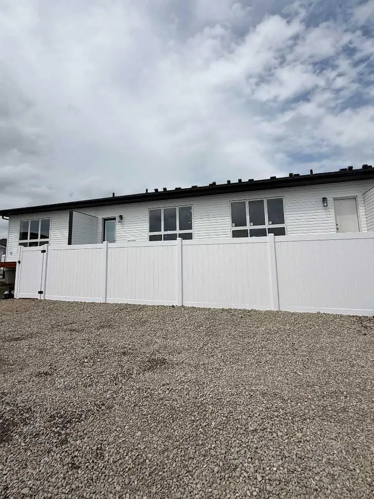 7 Gray Close Sylvan Lake AB T4S 0W4