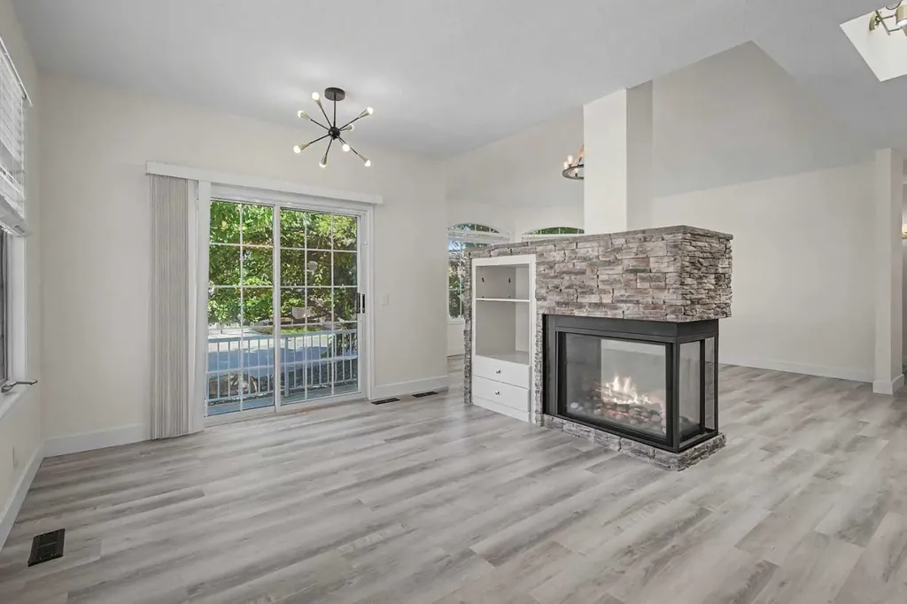 47 Christie Park Terrace SW Calgary AB T3H 3B4