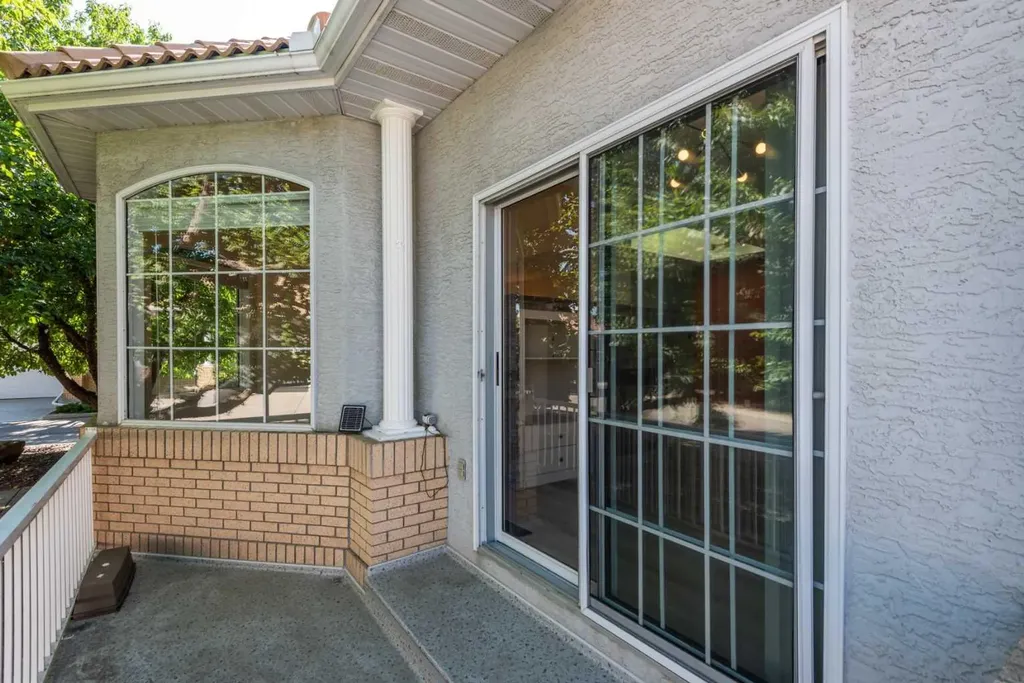 47 Christie Park Terrace SW Calgary AB T3H 3B4