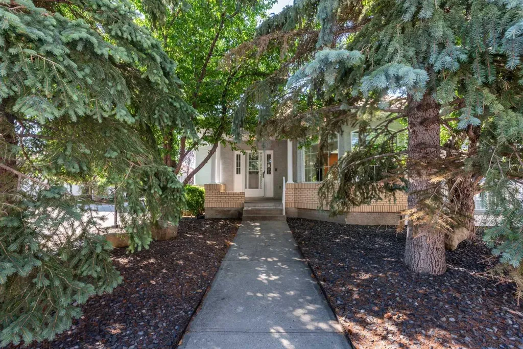 47 Christie Park Terrace SW Calgary AB T3H 3B4