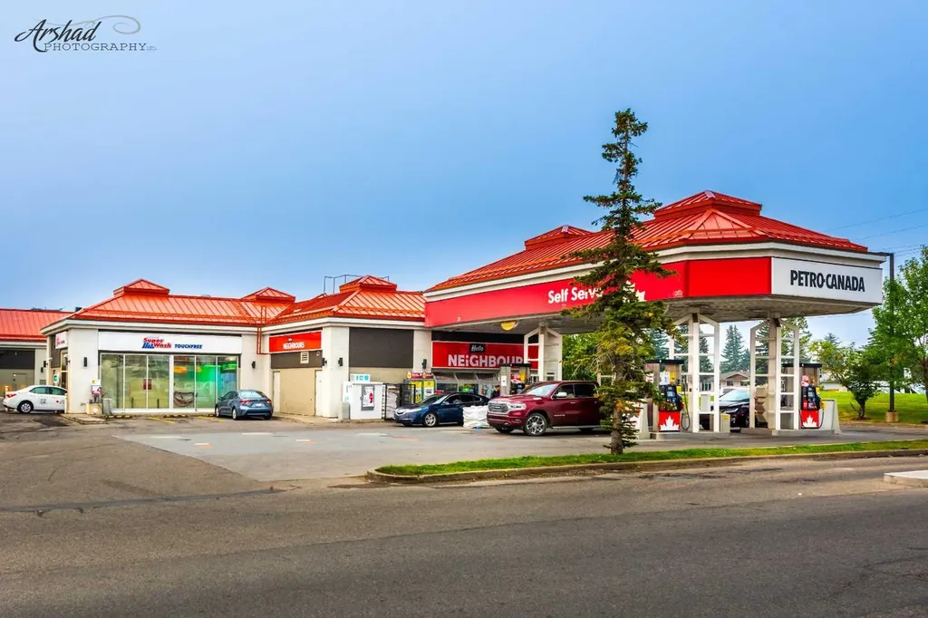 98 Del Ray Road NE Calgary AB T1Y 6V6