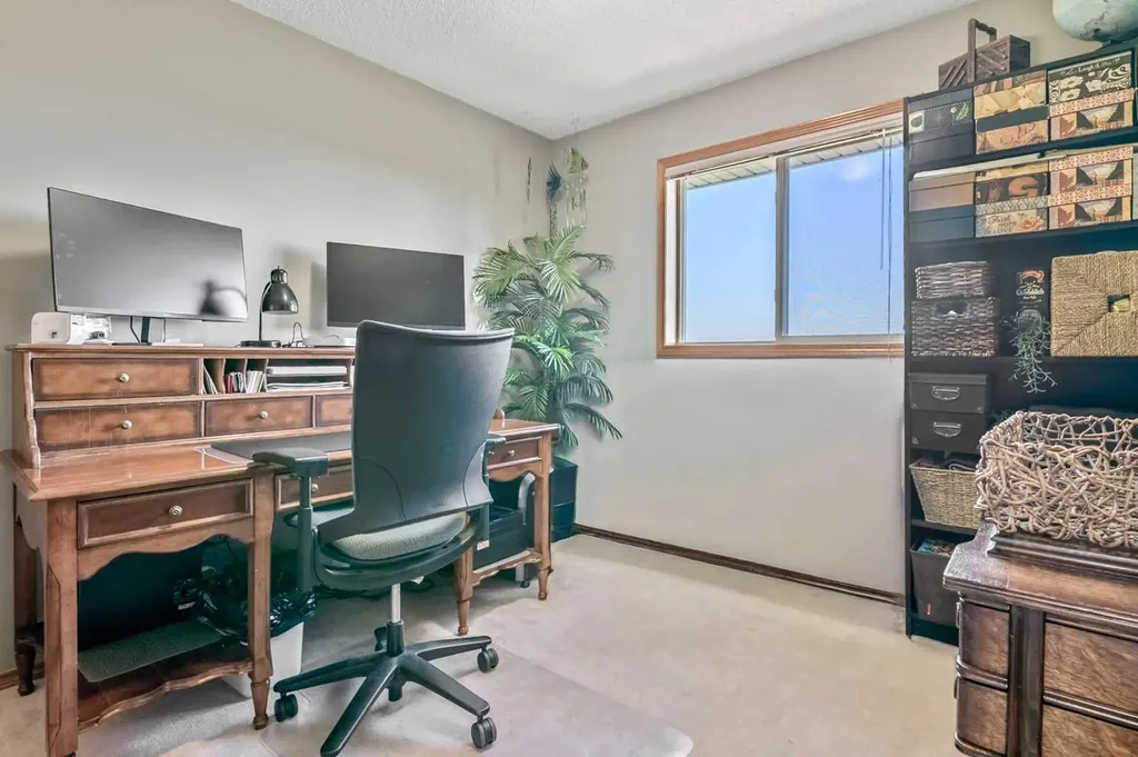 48224 320 Avenue E Rural Foothills County AB T1S 4R9