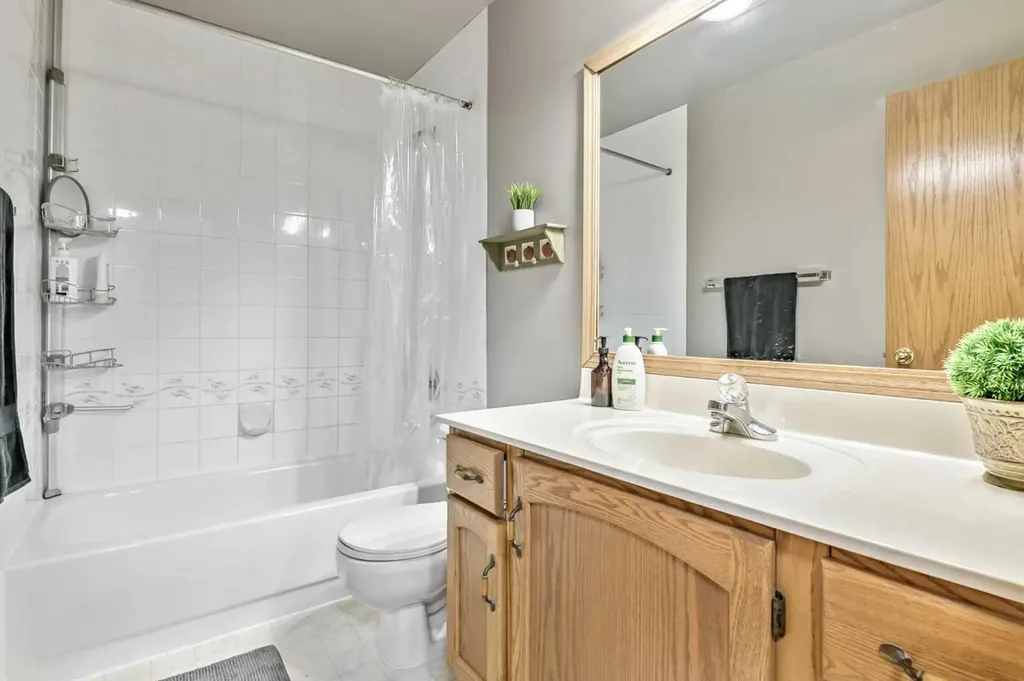 48224 320 Avenue E Rural Foothills County AB T1S 4R9