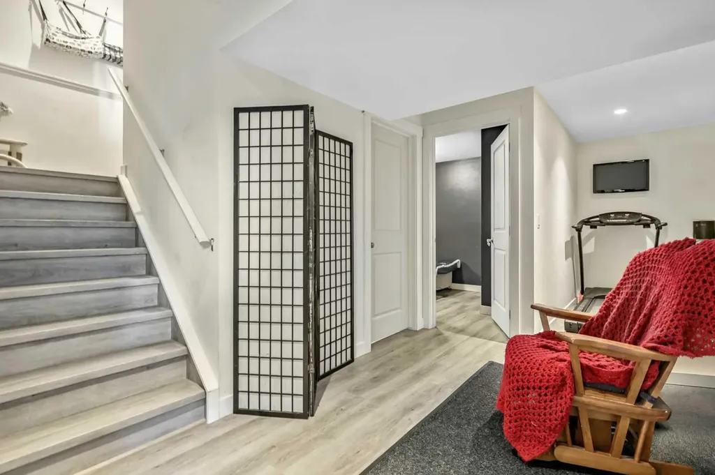 48224 320 Avenue E Rural Foothills County AB T1S 4R9
