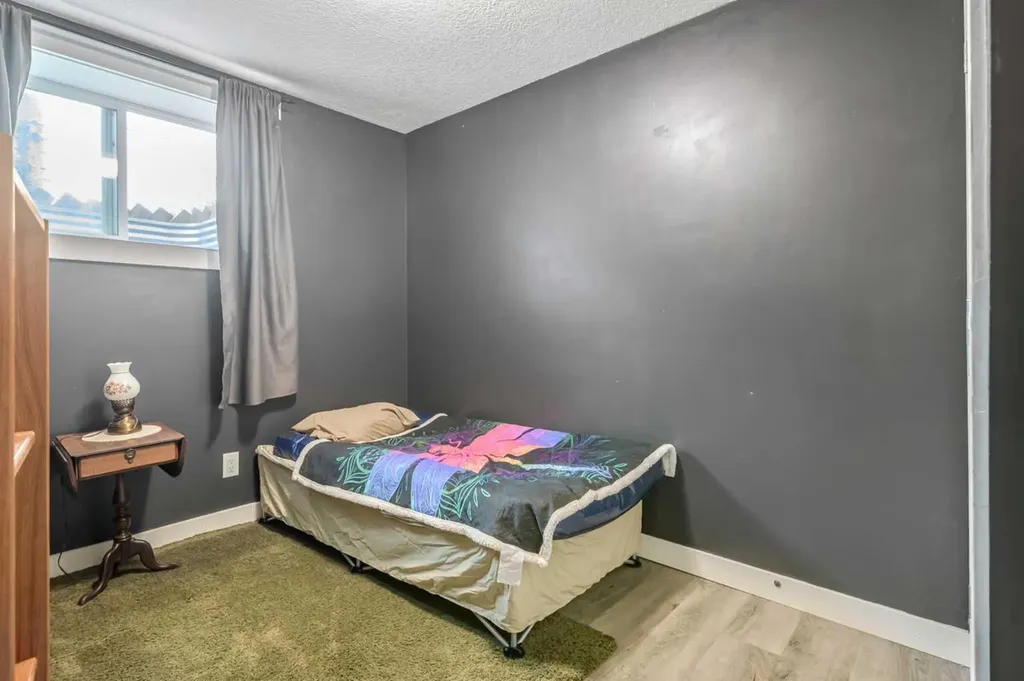 48224 320 Avenue E Rural Foothills County AB T1S 4R9