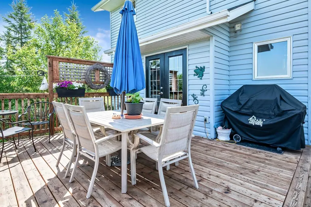 48224 320 Avenue E Rural Foothills County AB T1S 4R9