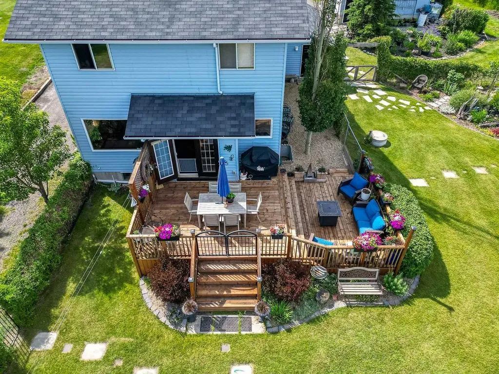 48224 320 Avenue E Rural Foothills County AB T1S 4R9