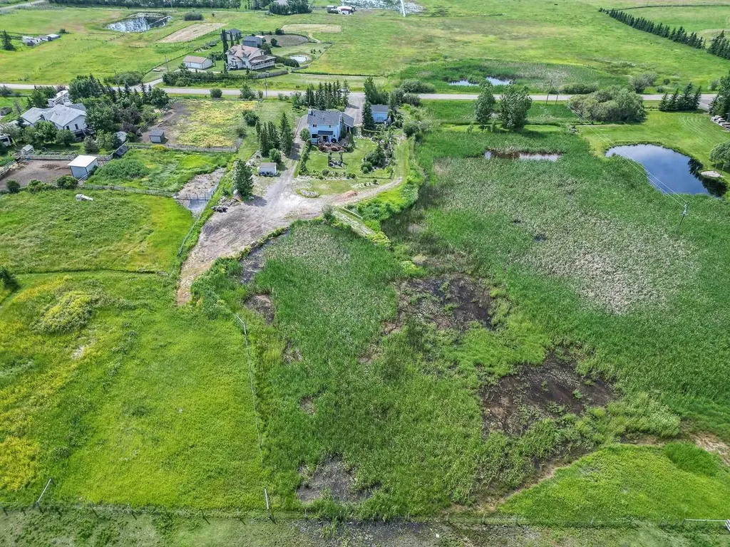 48224 320 Avenue E Rural Foothills County AB T1S 4R9