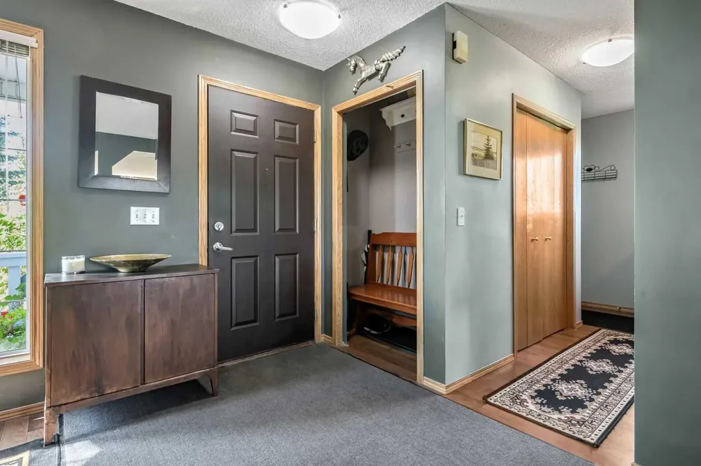 48224 320 Avenue E Rural Foothills County AB T1S 4R9
