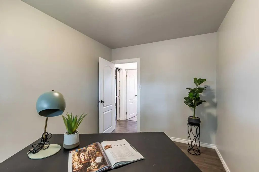 2666 16 Avenue SE Medicine Hat AB T1A3T7