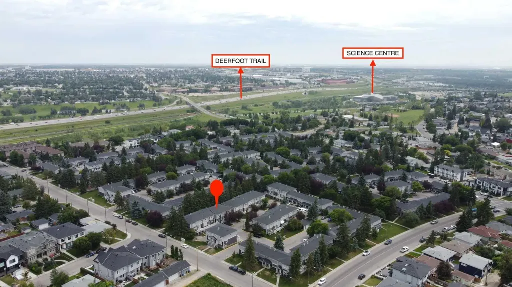 472 Regal Park NE Calgary AB T2E 0S6