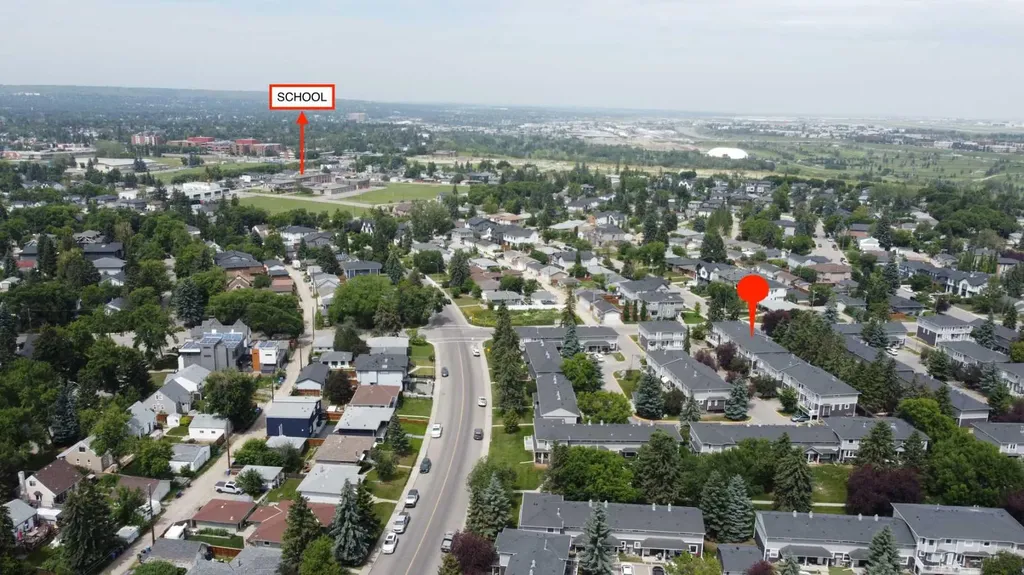 472 Regal Park NE Calgary AB T2E 0S6